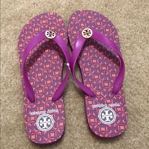 Tory Burch flip flops (brand new) size 7 M